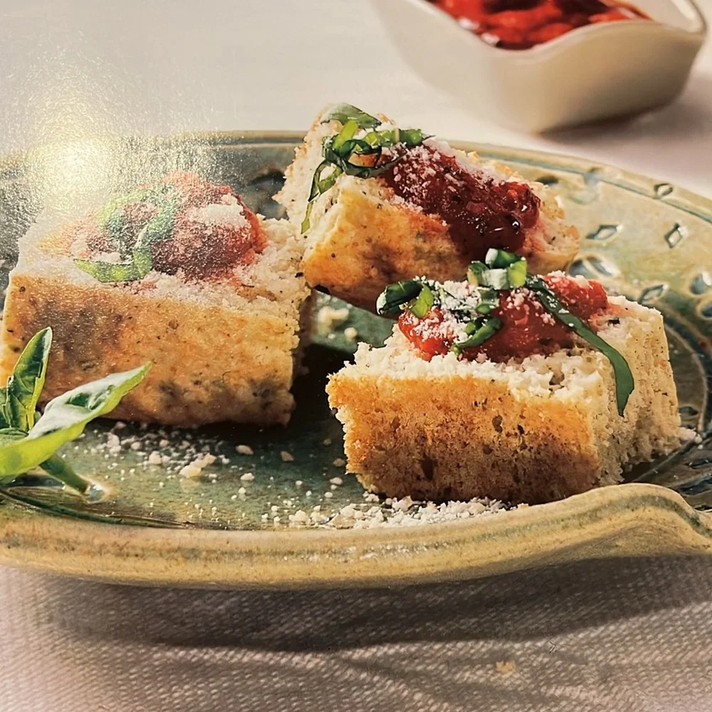 Betty Crocker Bisquick cookbook NWT
